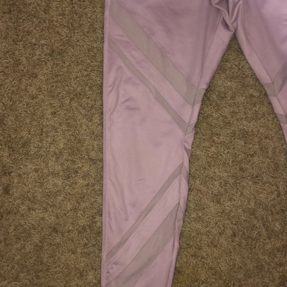 FOREVER 21 workout set - Picture 3 of 5